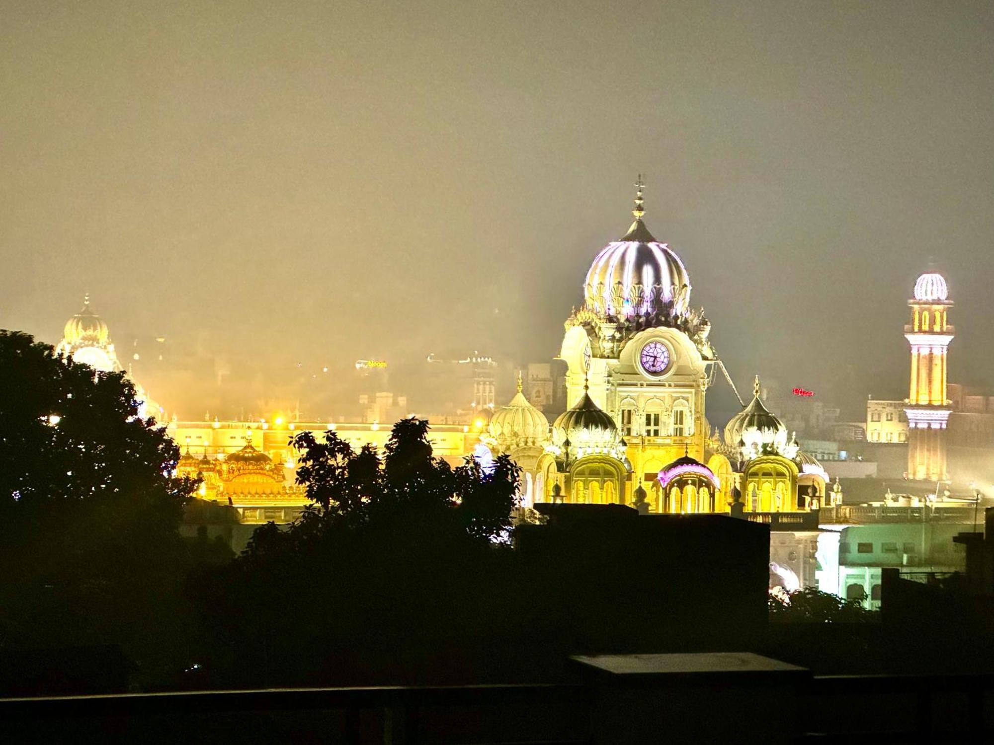 Heaven View - 50m From Golden Temple Hotel Amritsar