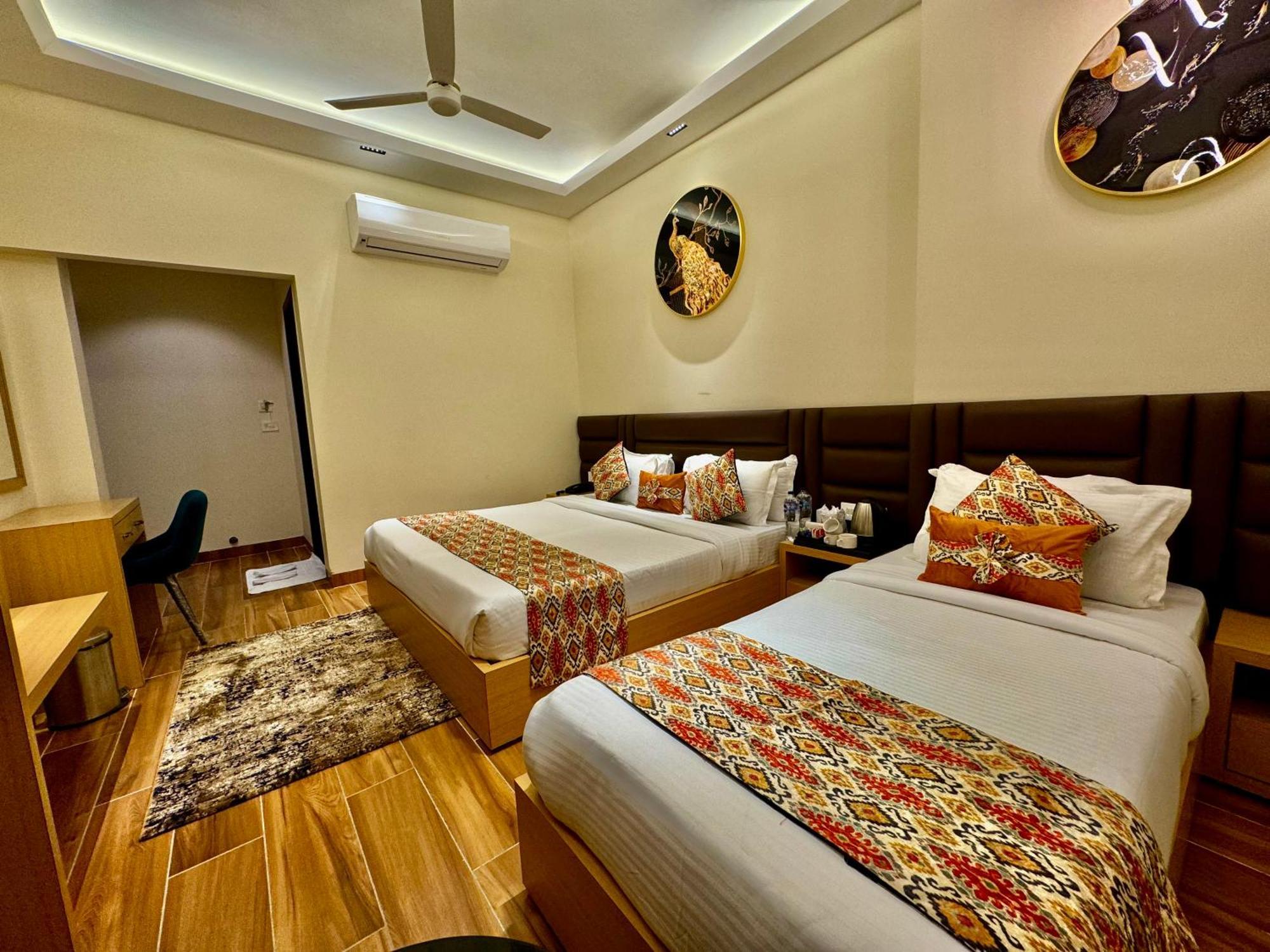 Heaven View - 50m From Golden Temple 3* Amritsar
